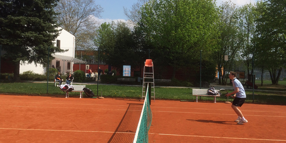tennis/bilder/TennisinMoegeldorf.jpg
